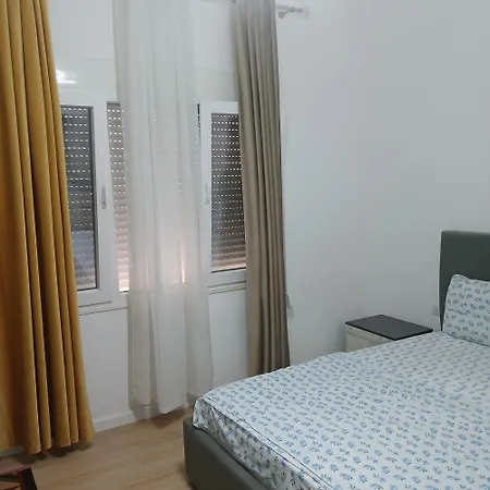 Kujtimi House Alpehytte *